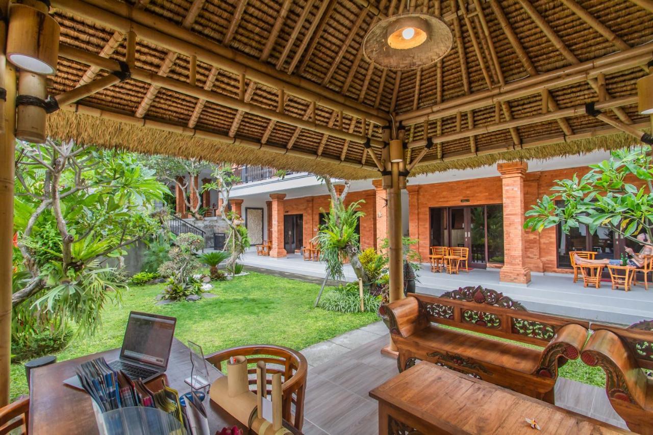 Ratna Guest House อูบุด ภายนอก รูปภาพ