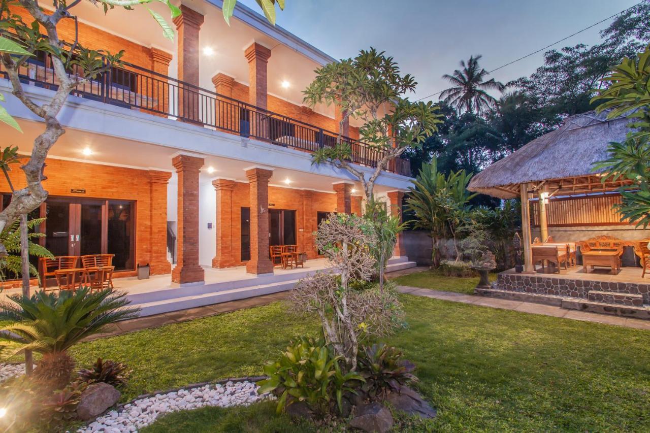 Ratna Guest House อูบุด ภายนอก รูปภาพ